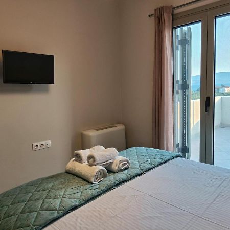 Appartamento Gythio Mare Apt Mavrovoúnion Esterno foto