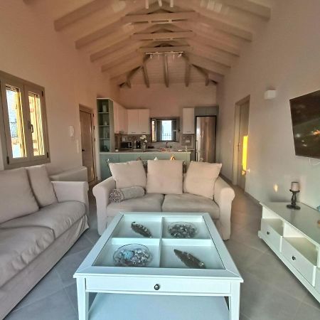 Appartamento Gythio Mare Apt Mavrovoúnion Esterno foto